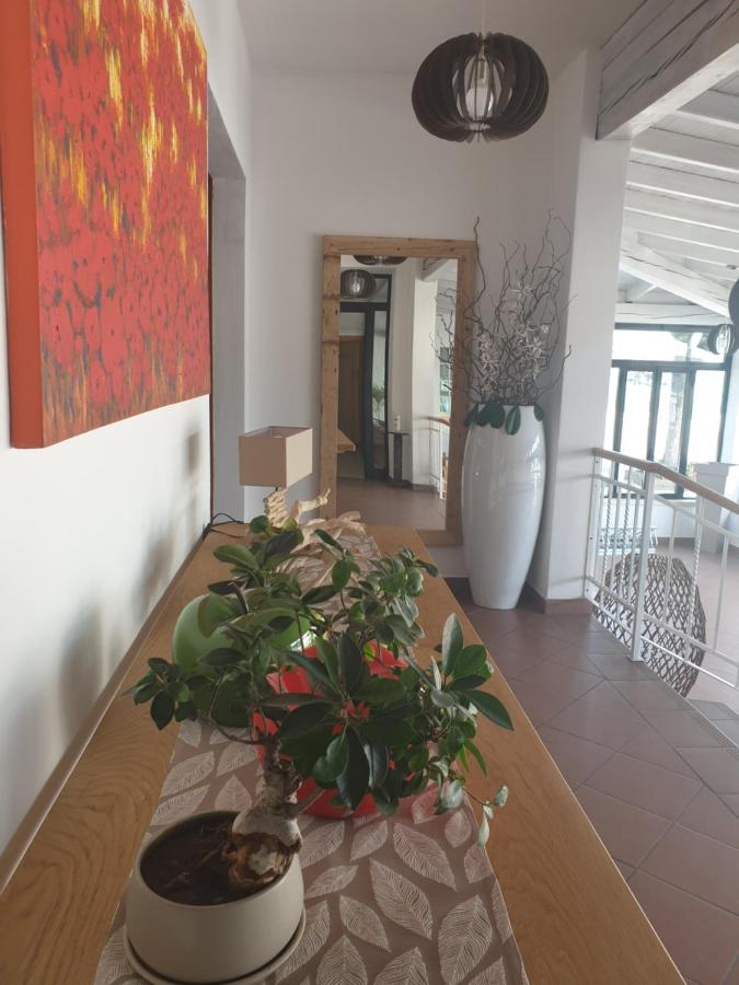 Hotel La Favorita Peschiera del Garda Bagian luar foto