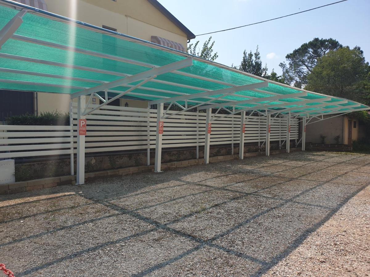 Hotel La Favorita Peschiera del Garda Bagian luar foto